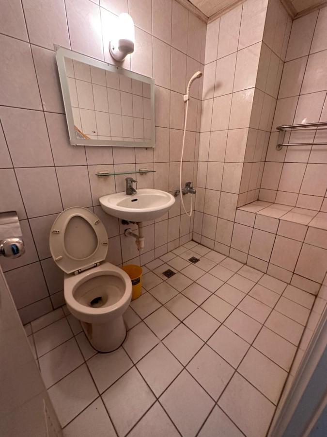 Hotel 丸松商旅 Miaoli Zewnętrze zdjęcie
