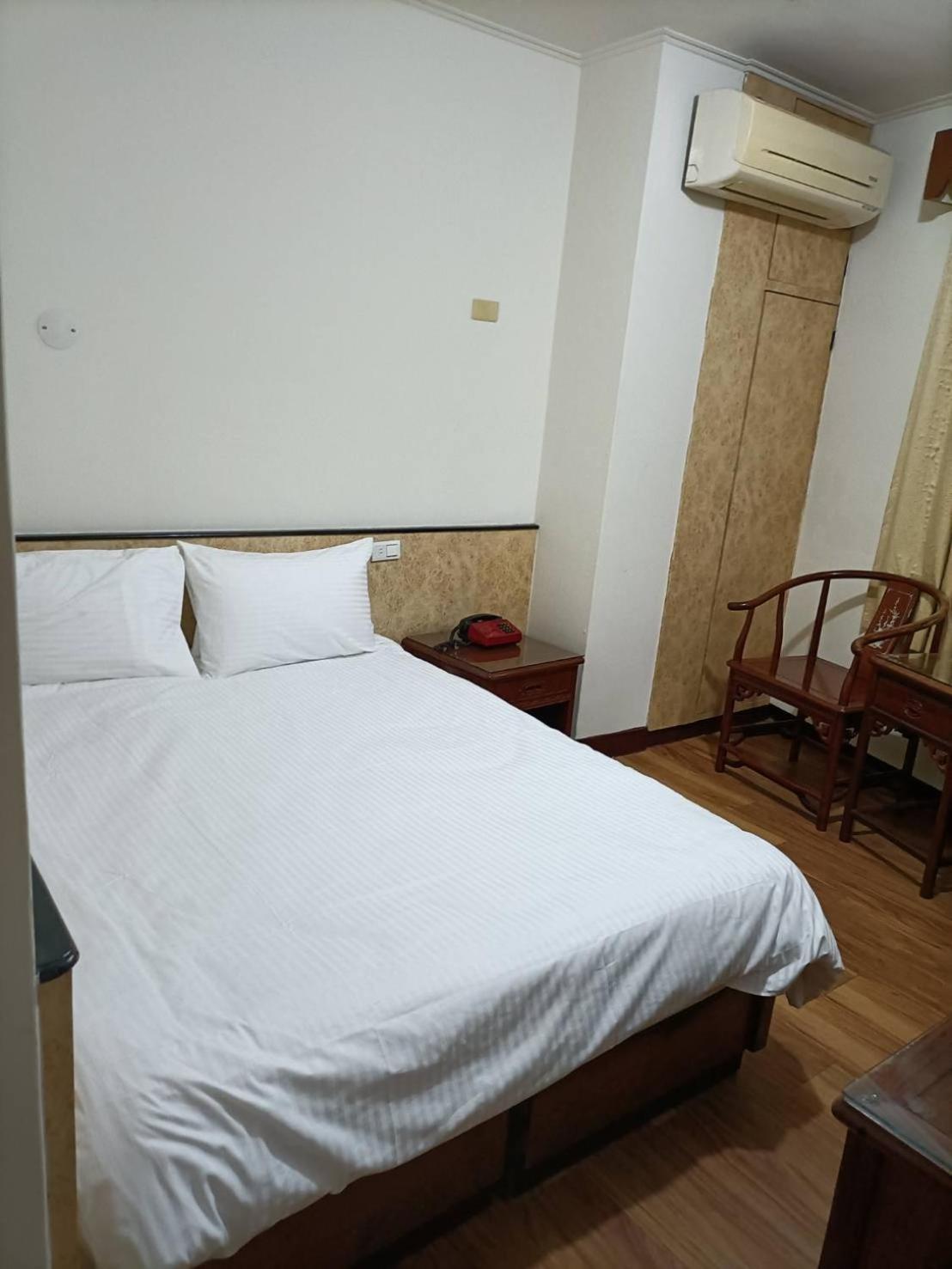 Hotel 丸松商旅 Miaoli Zewnętrze zdjęcie